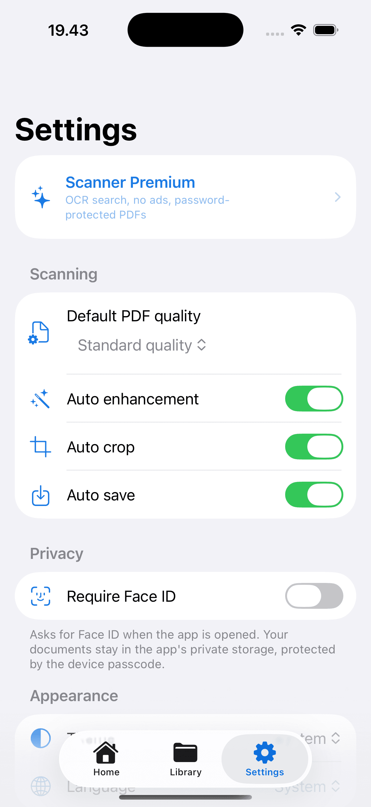 Settings: PDF quality, auto enhancement, auto crop, auto save and Face ID lock